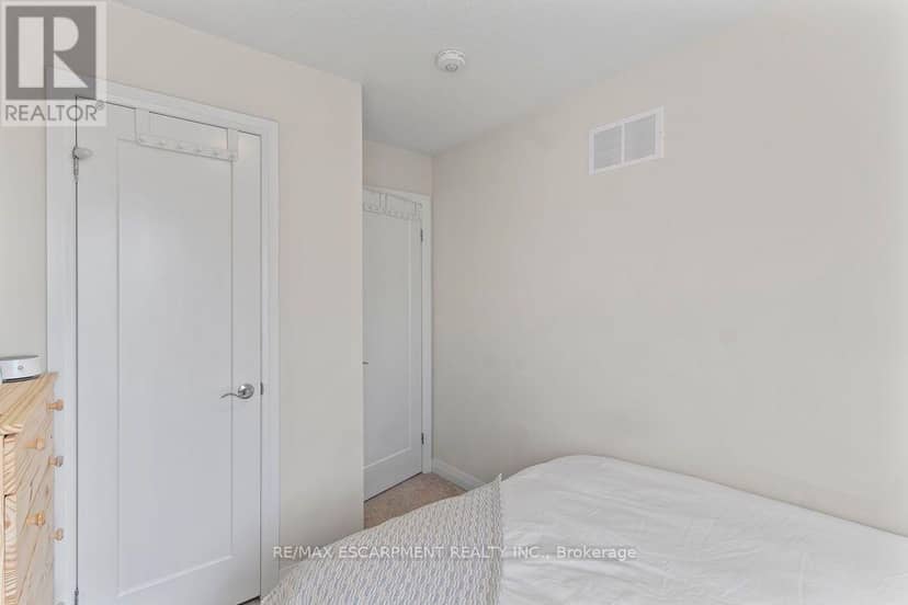 28 Canary Grass Boulevard — photo 37 of 40