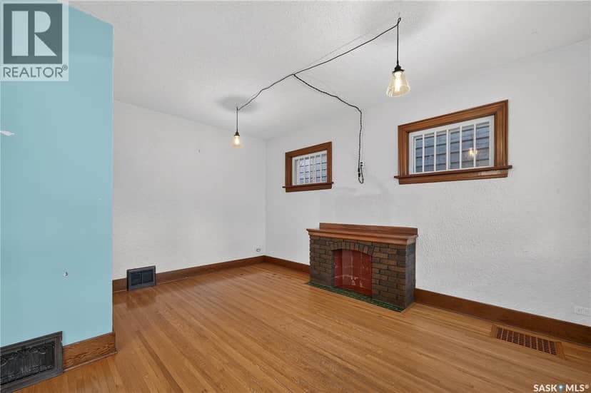 1208 College Avenue, Regina, photo 4