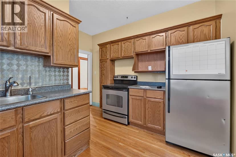 1208 College Avenue, Regina, photo 5