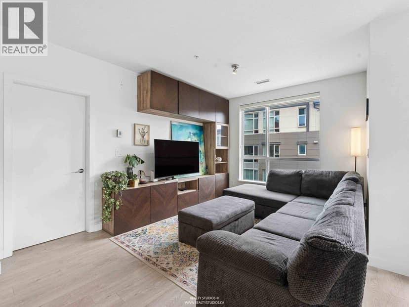 405 3581 ROSS DRIVE, Vancouver, photo 3