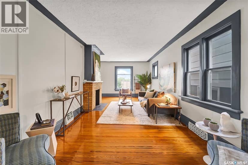 114 Main STREET E — photo 11 of 40