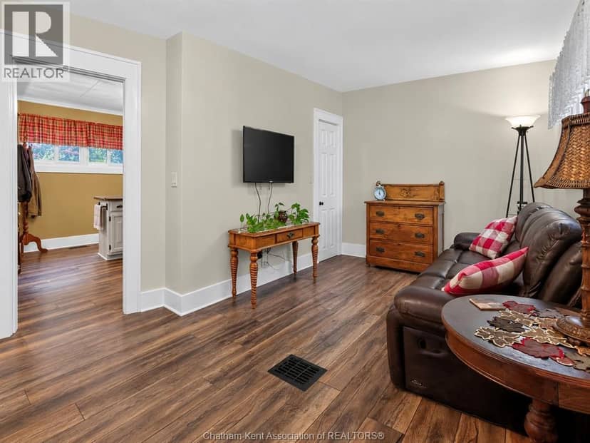 7703 Base LINE — photo 23 of 40