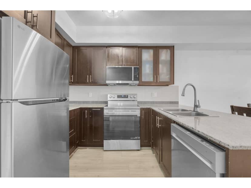 235 13958 108 AVENUE, Surrey, photo 5