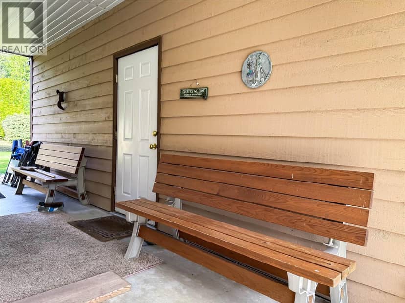 309 KOOTENAY Street, Lardeau, photo 8