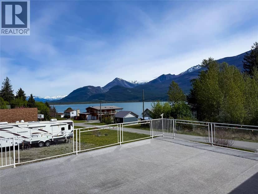 309 KOOTENAY Street, Lardeau, photo 5