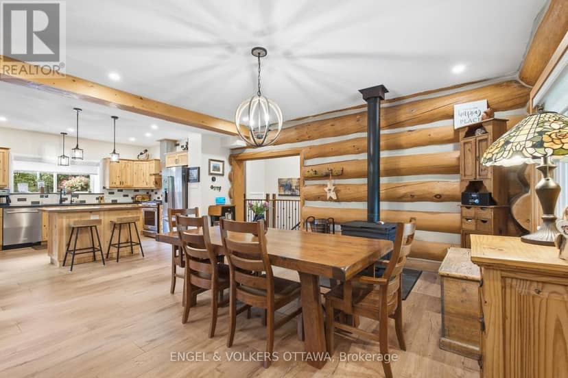 935 Kippen Road — photo 13 of 40