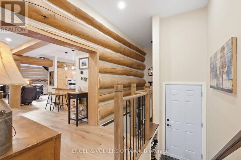 935 Kippen Road — photo 17 of 40