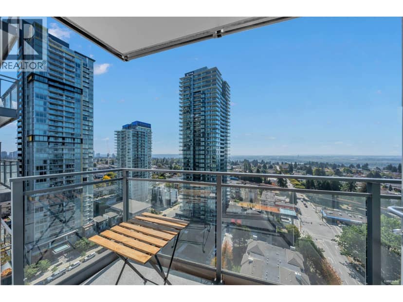 2101 4900 LENNOX LANE, Burnaby