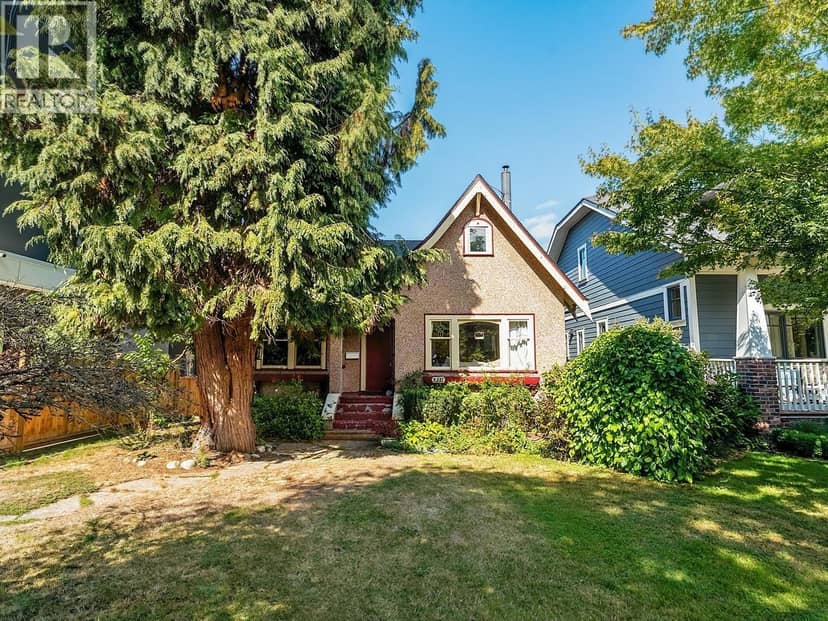 2521 KITCHENER STREET, Vancouver