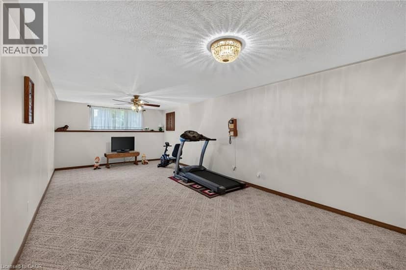 13 ST LADISLAUS Street — photo 23 of 40