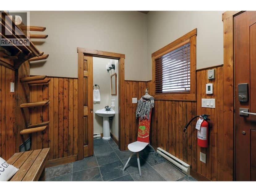 65 Forest Lane Unit# B, Big White, photo 6