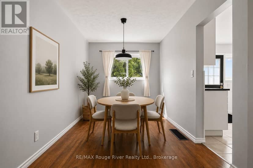 8 - 137 Furnace Street — photo 11 of 36