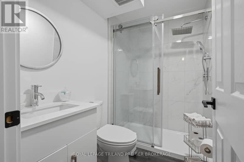 570 Garibaldi Avenue — photo 35 of 40