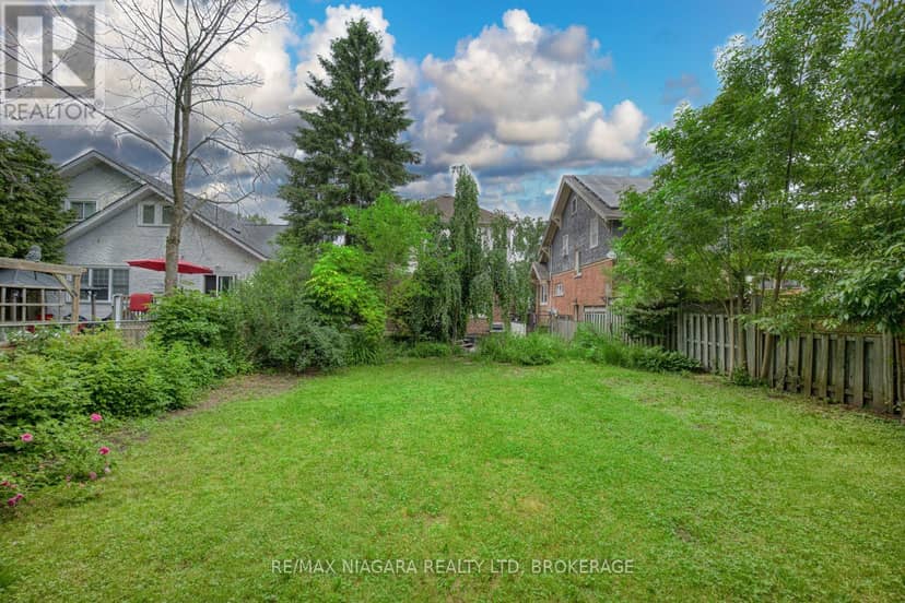 4864 Simcoe Street — photo 26 of 32