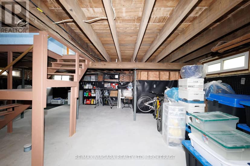 4864 Simcoe Street — photo 31 of 32