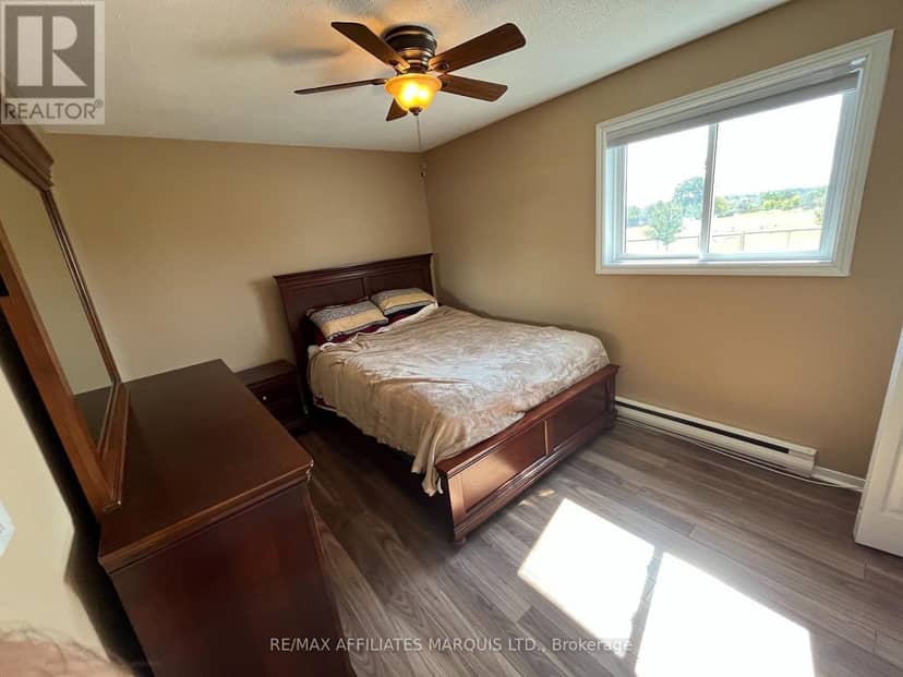 9 - 55 Race Street — photo 9 of 15
