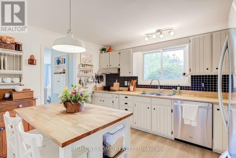 15 Wattie Road — photo 7 of 27