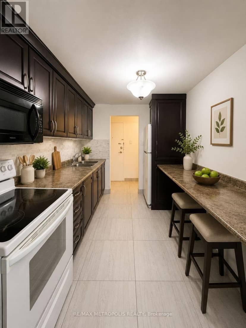 202 - 1445 Wilson Avenue — photo 3 of 15