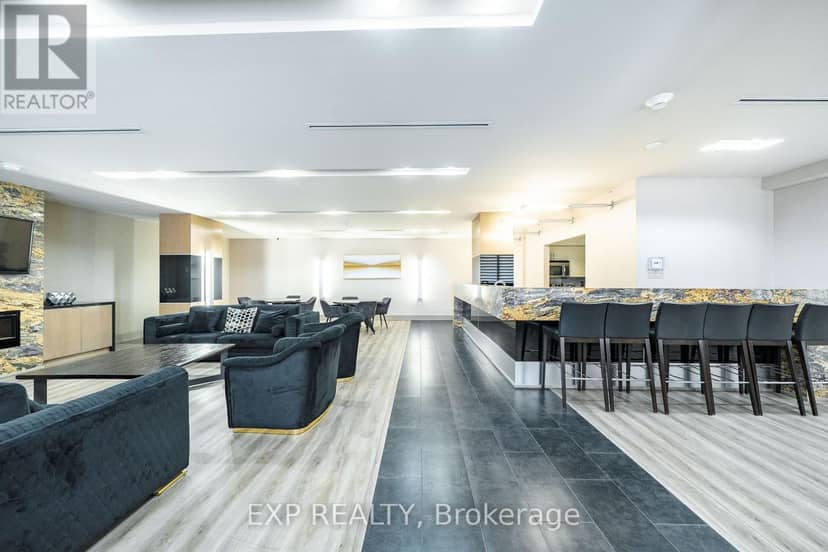612 - 1 De Boers Drive — photo 35 of 40