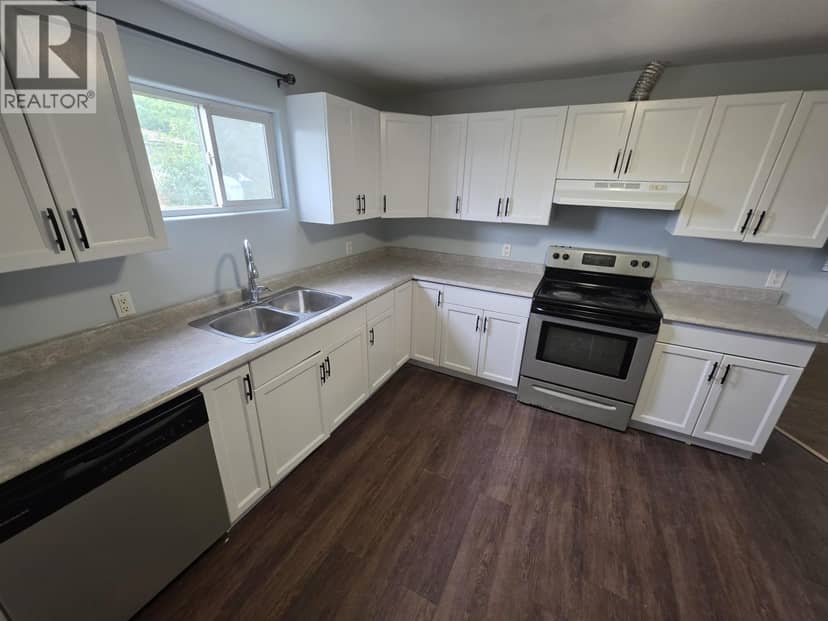 4626 SCOTT AVENUE, Terrace, photo 2