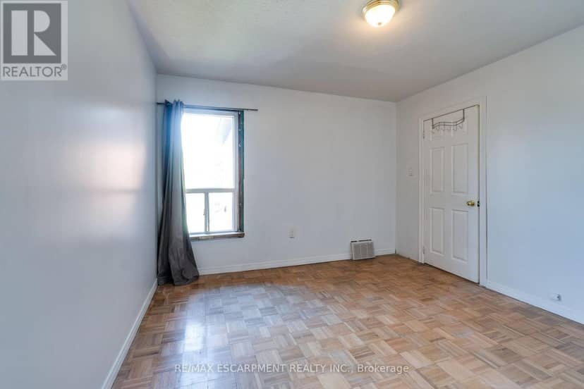 23 Oak Avenue — photo 39 of 40