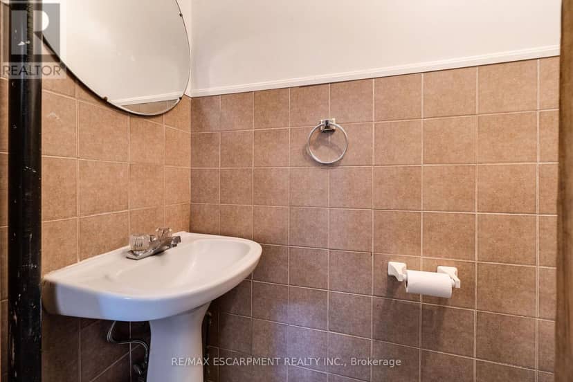 23 Oak Avenue — photo 29 of 40