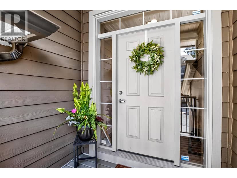15 11384 BURNETT STREET, Maple Ridge, photo 3