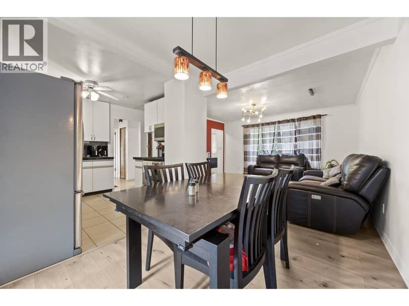 300 TENTH AVENUE, New Westminster, photo 5