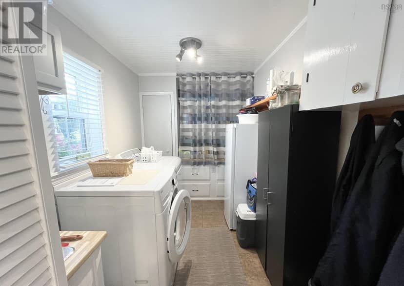 904 Port Latour Road — photo 13 of 40