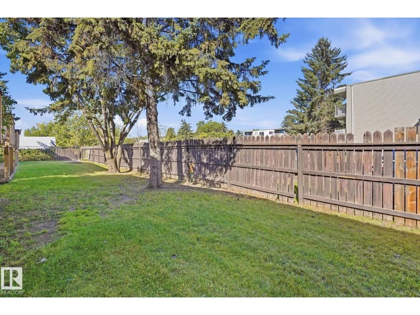 8928 D 144 AV NW, Edmonton, photo 4