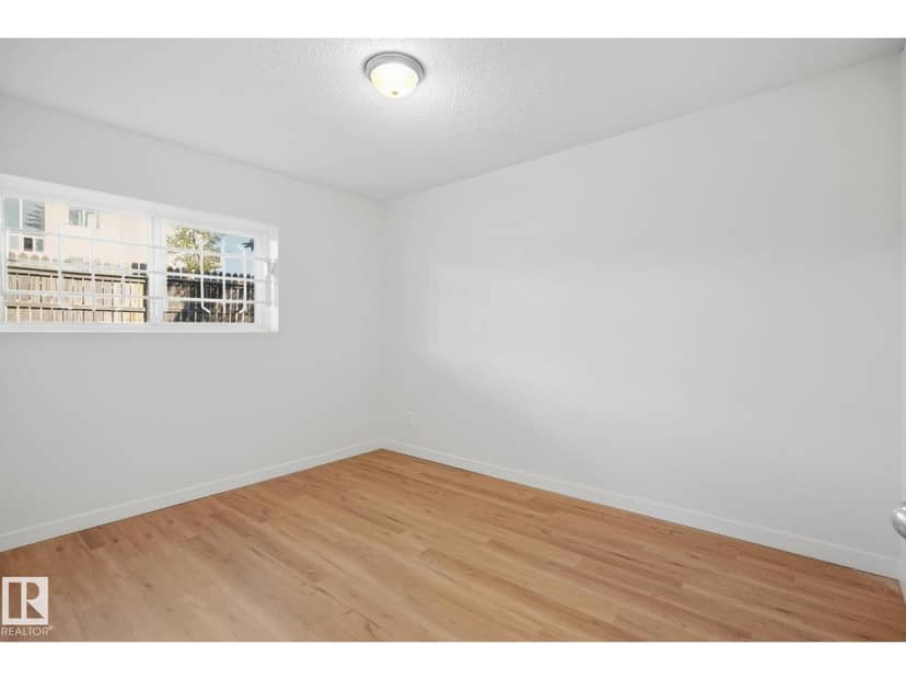 8928 D 144 AV NW, Edmonton, photo 7
