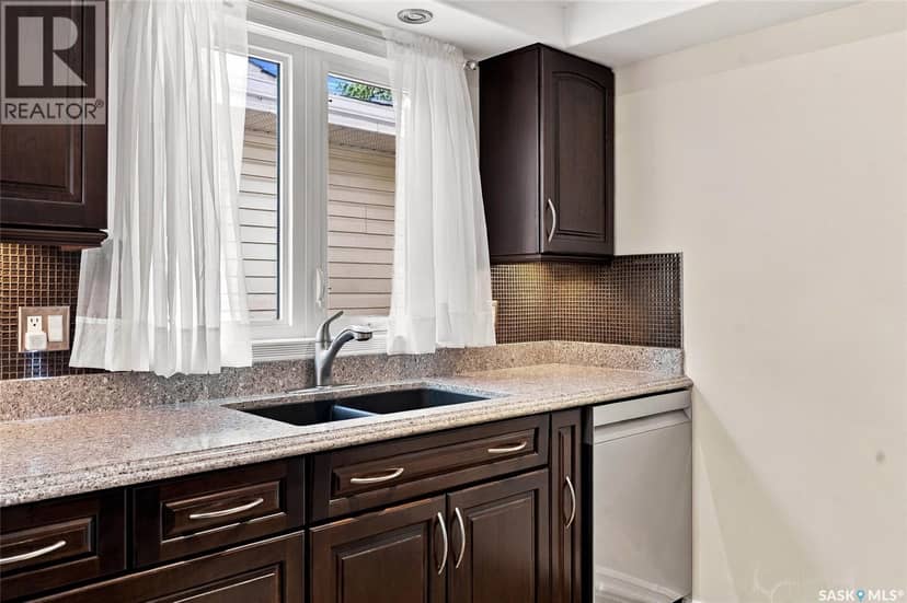 3445 Caen STREET — photo 12 of 40