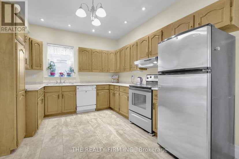 924 Princess Avenue — photo 13 of 40