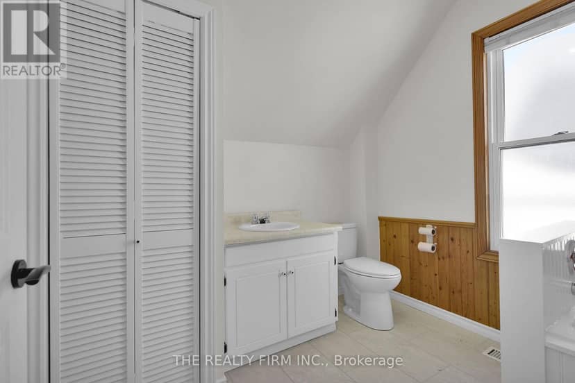 924 Princess Avenue — photo 28 of 40