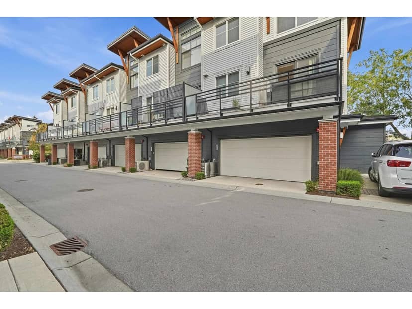 36 22128 48A AVENUE, Langley, photo 2