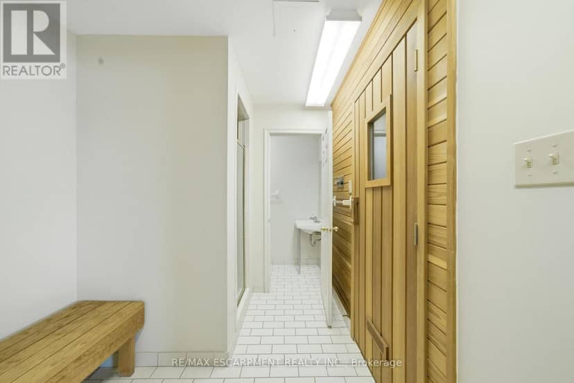 303 - 416 Limeridge Road E — photo 34 of 40