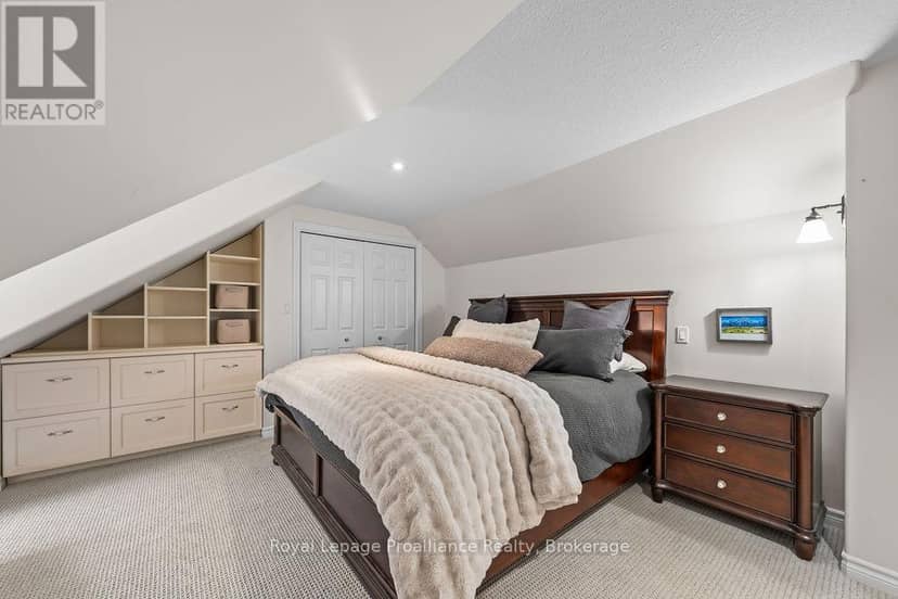 20 Gracefield Lane — photo 31 of 40