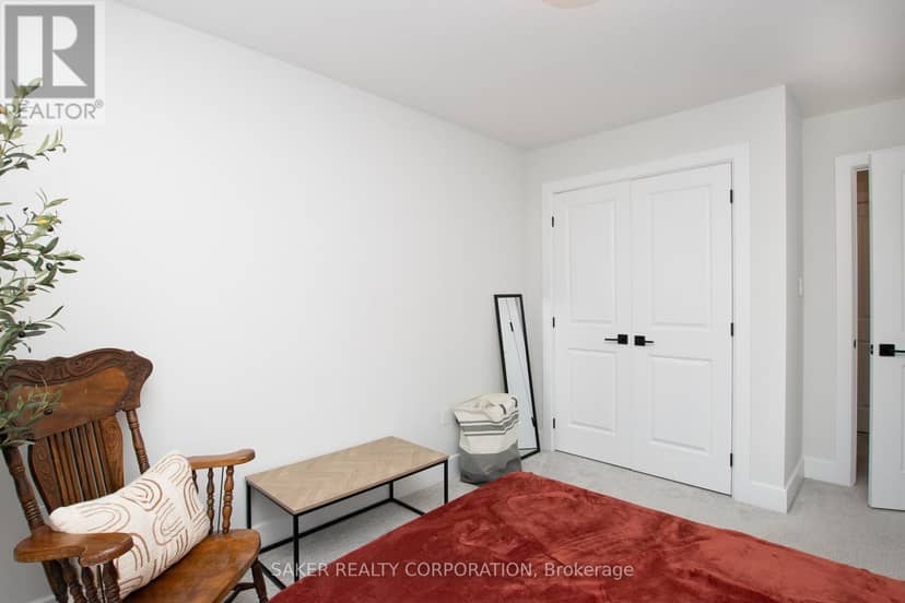 30 - 601 Lions Park Drive — photo 16 of 33