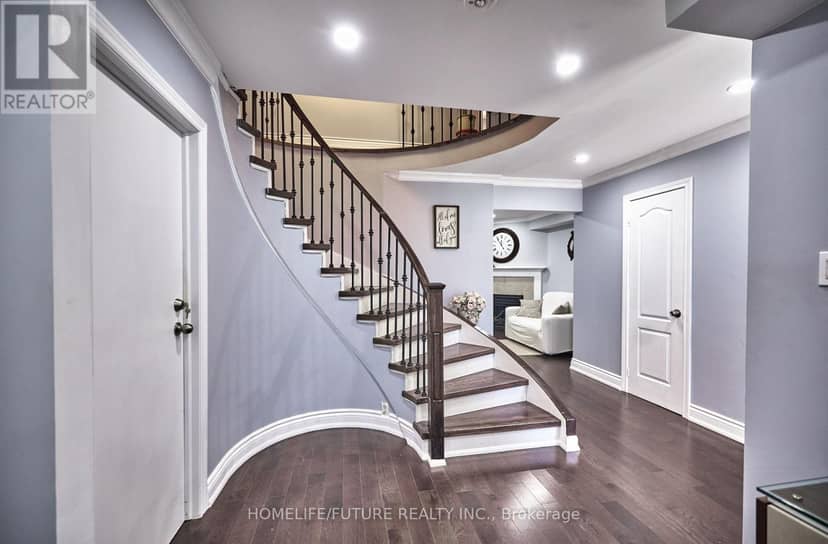 58 O'Shaughnessy Crescent — photo 9 of 40