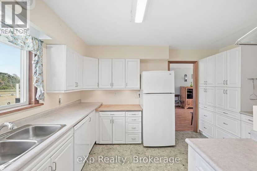 21 Andrew Street — photo 12 of 34