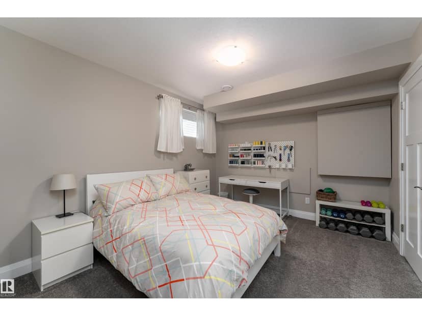 8340 79 AV NW — photo 31 of 40