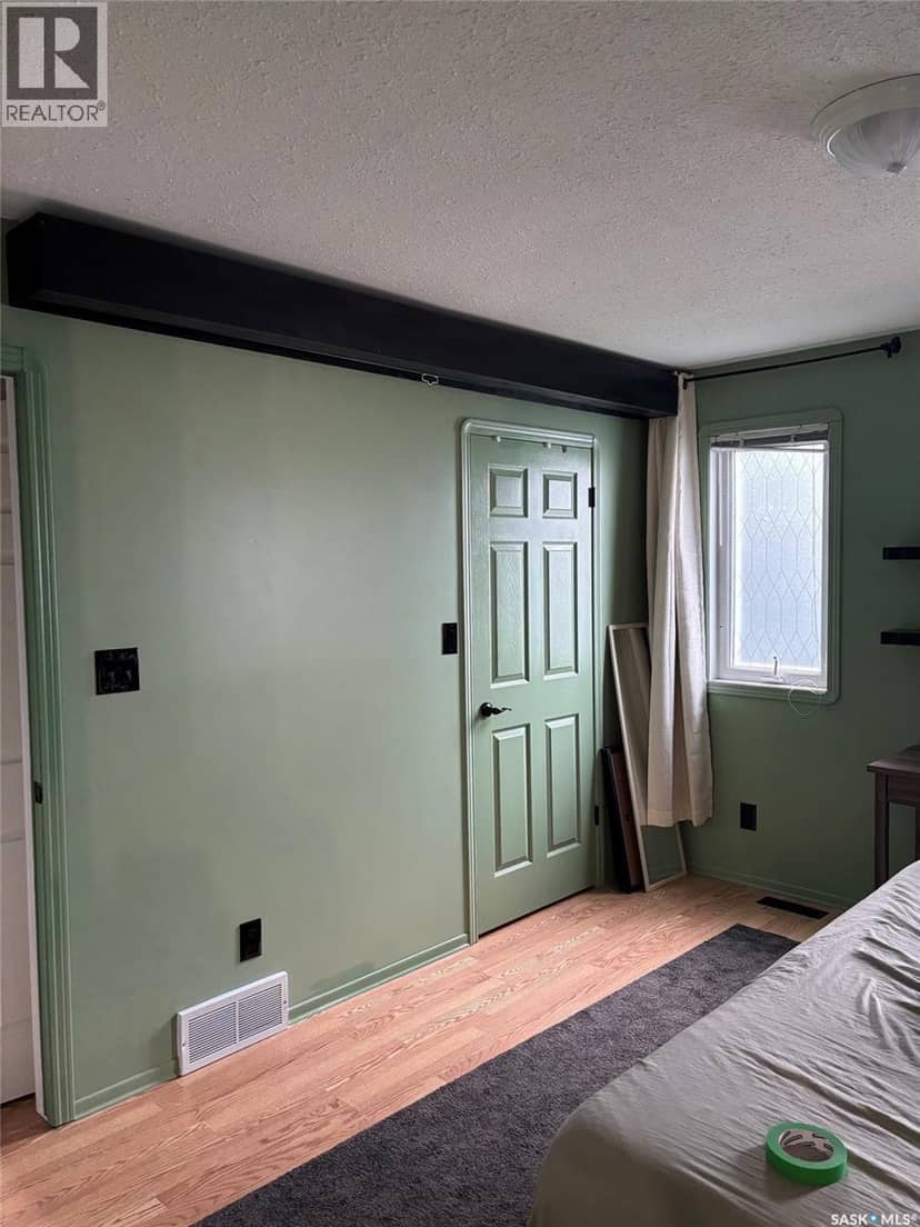 414 Darlington STREET E — photo 12 of 34