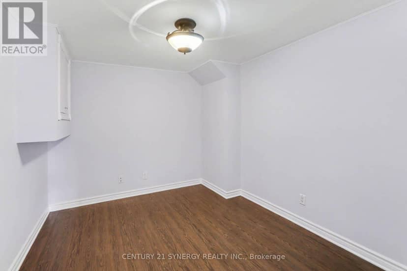 2452 Colonial Road — photo 31 of 34