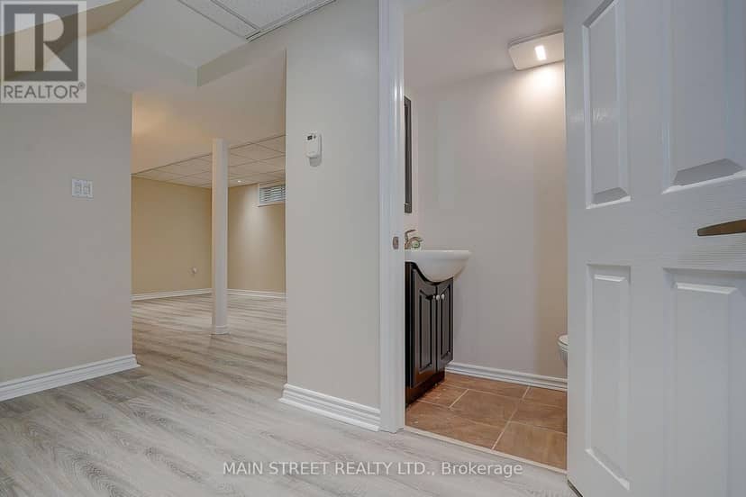 59 Stockbridge Crescent — photo 37 of 40