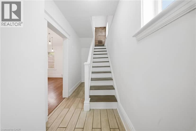 1082 CANNON Street E — photo 12 of 33