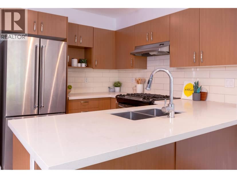 112 3105 LINCOLN AVENUE, Coquitlam, photo 8