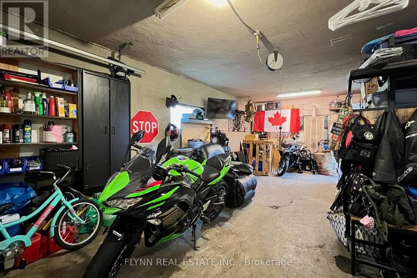 438 Bell Street — photo 22 of 28