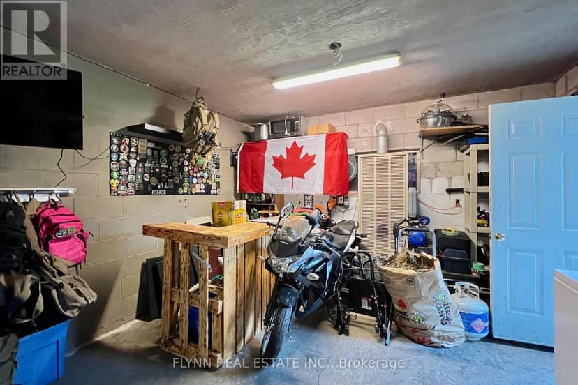 438 Bell Street — photo 23 of 28