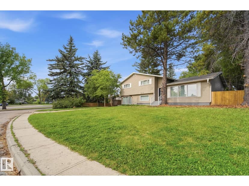 14214 87 AV NW, Edmonton, photo 2