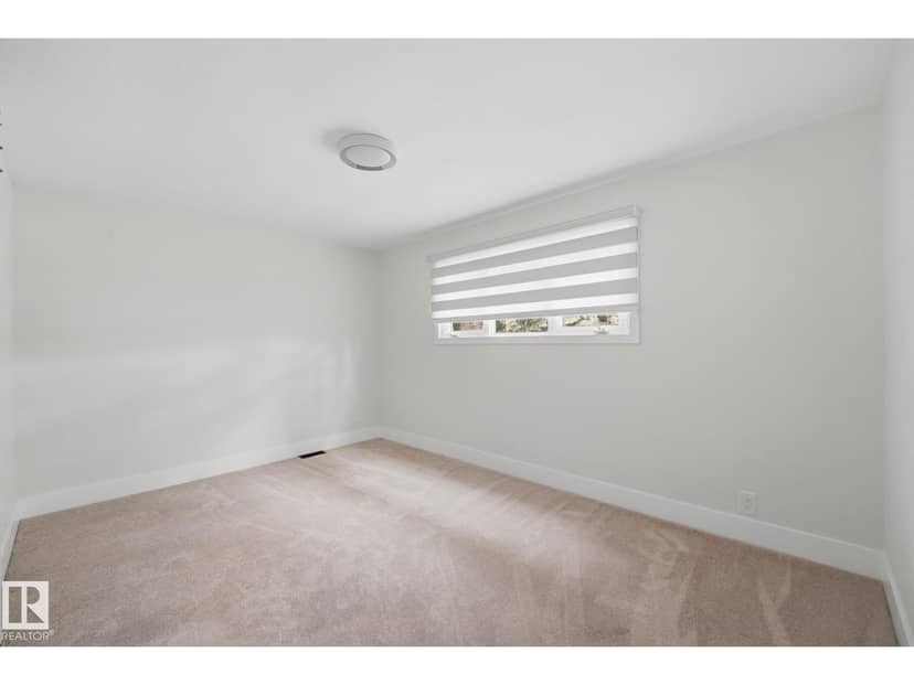 14214 87 AV NW — photo 18 of 40